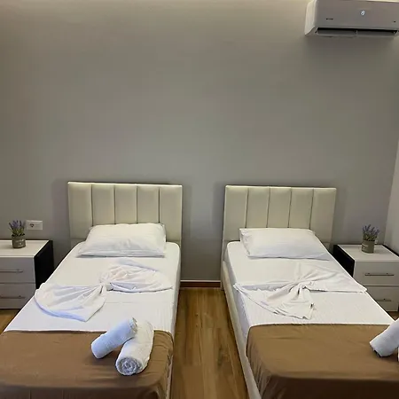 Luxury Ergen アパート Vlorë