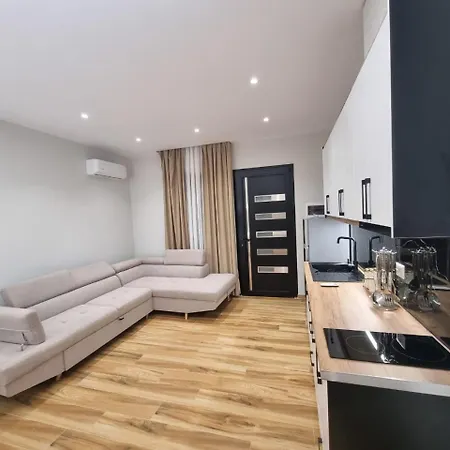 Luxury Ergen * Vlorë